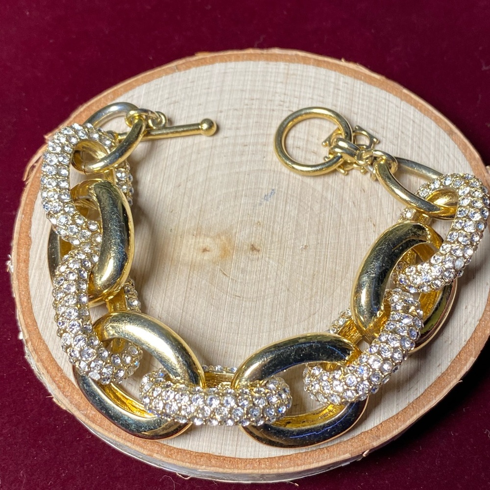 VTG| Gold-tone & Rhinestones Link Bracelet ✨ - Picture 4 of 5